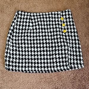Short Skirt L